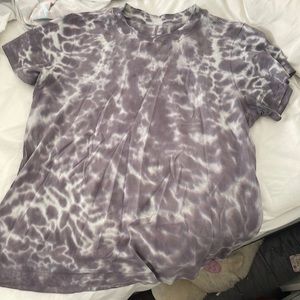 lulu tie dye shirt